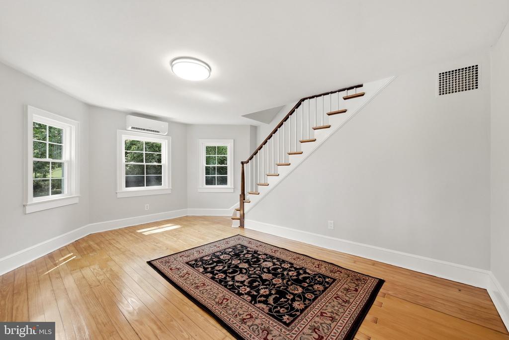 1801 OLD CHAPEL ROAD
