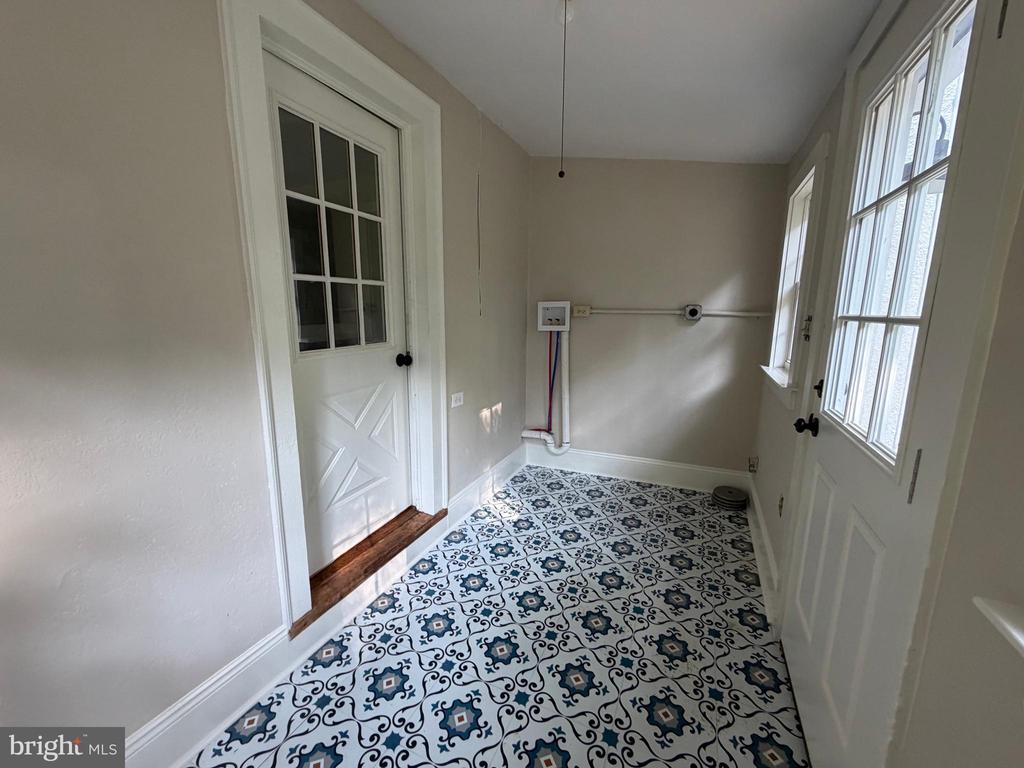 1801 OLD CHAPEL ROAD