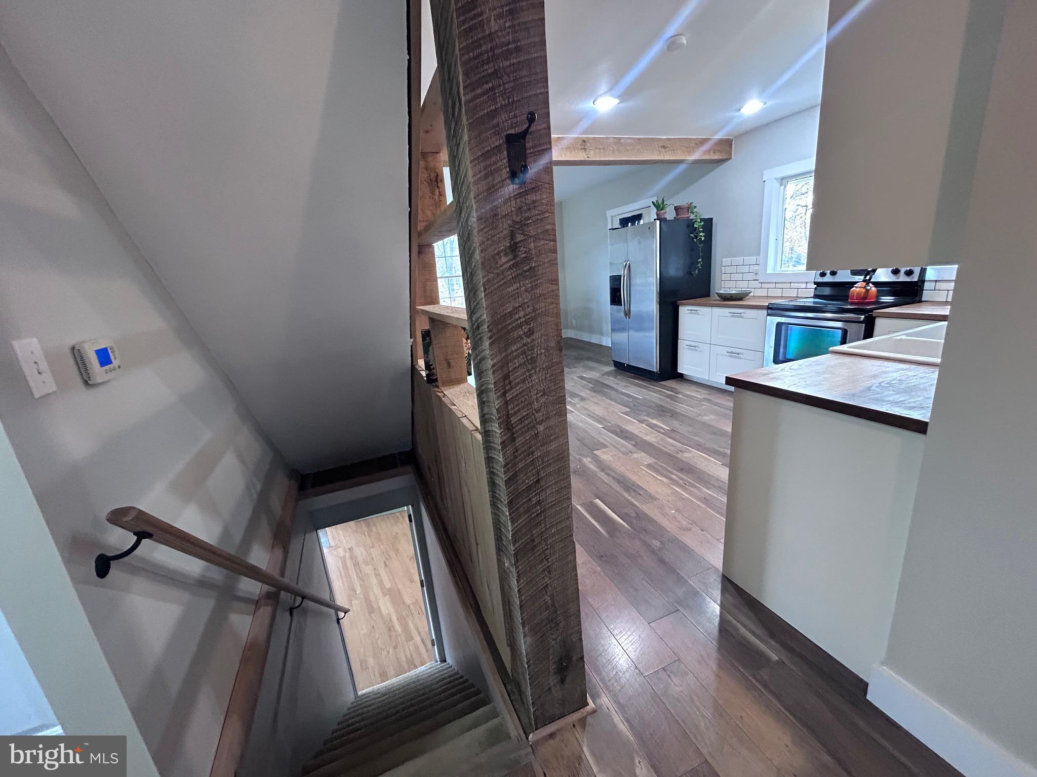 132 PINECREST LN