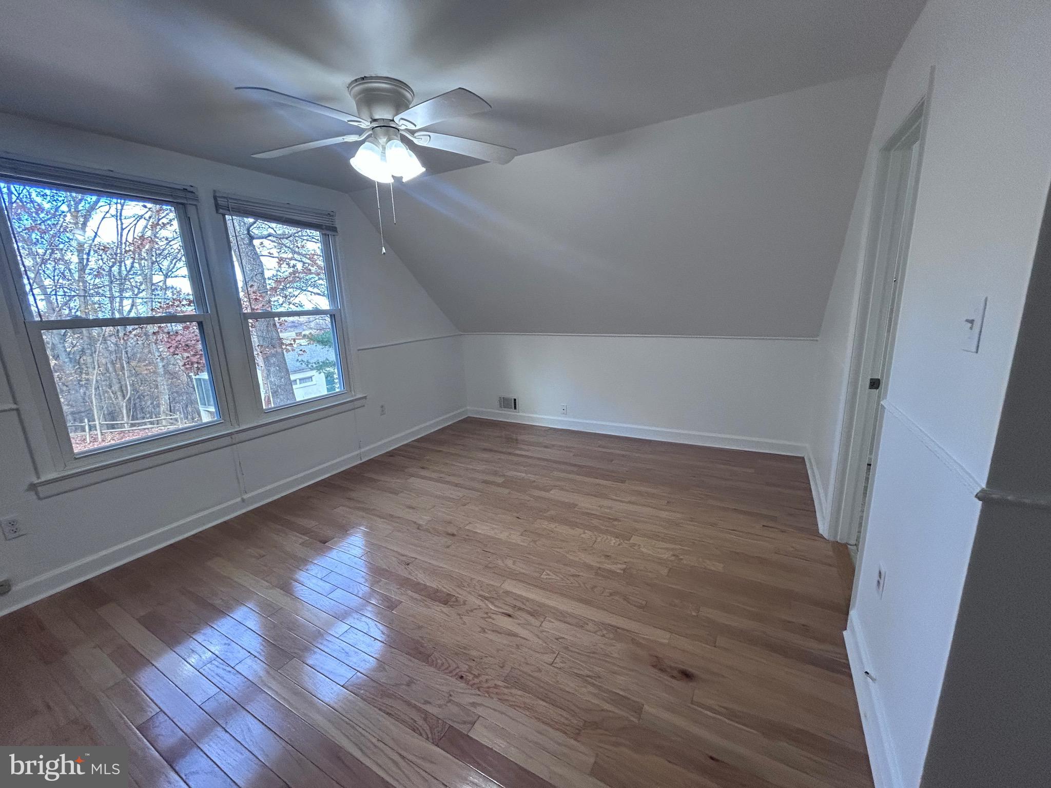 132 PINECREST LN