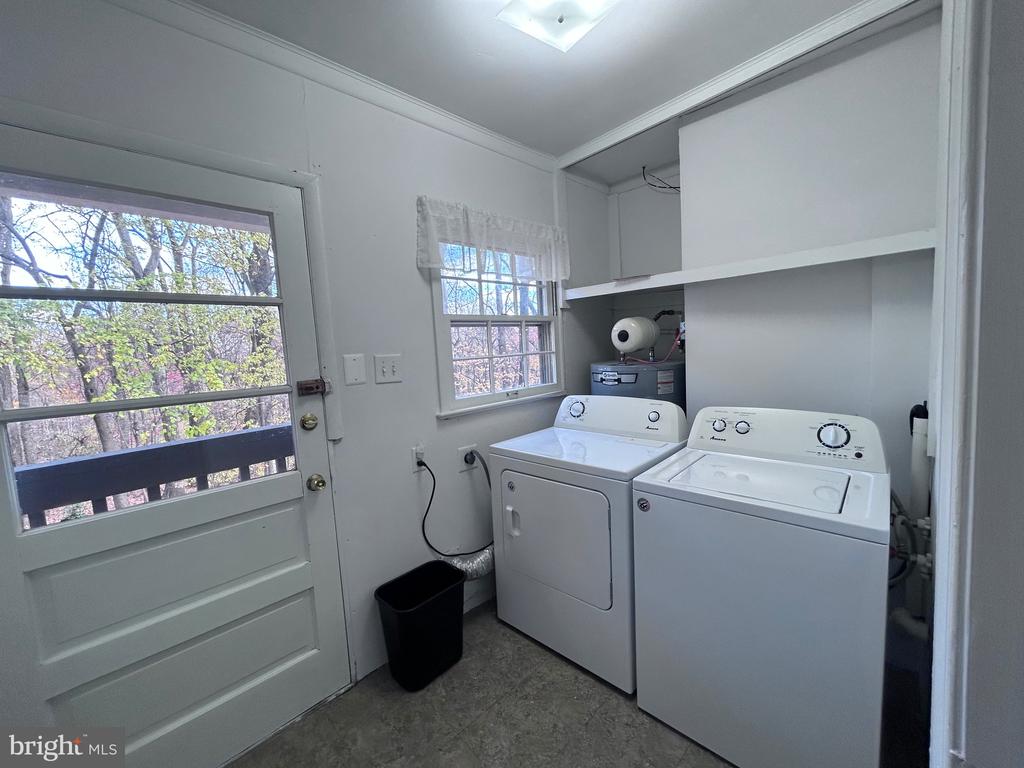 132 PINECREST LN