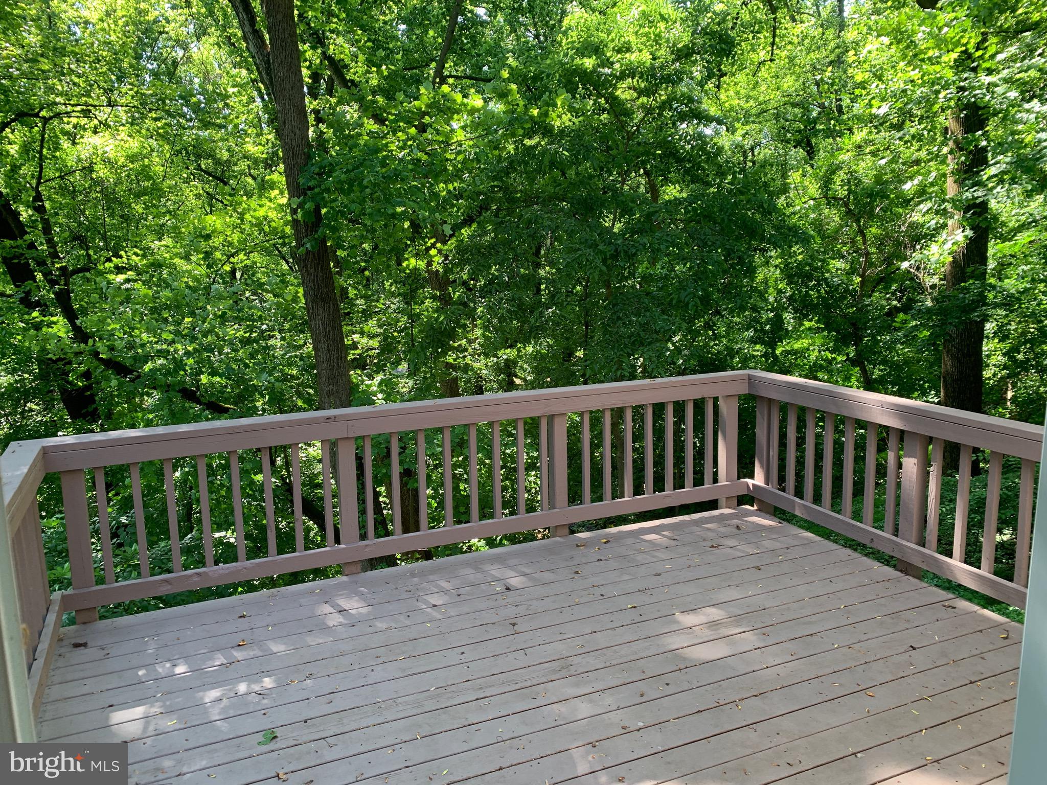 132 PINECREST LN
