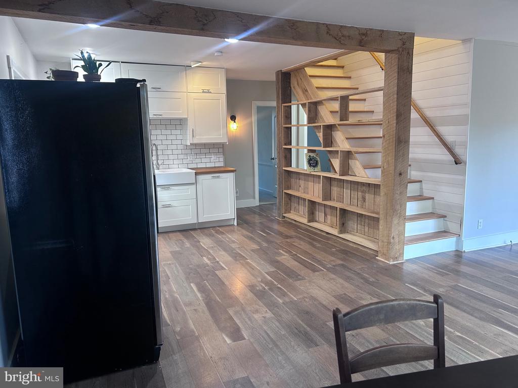 132 PINECREST LN