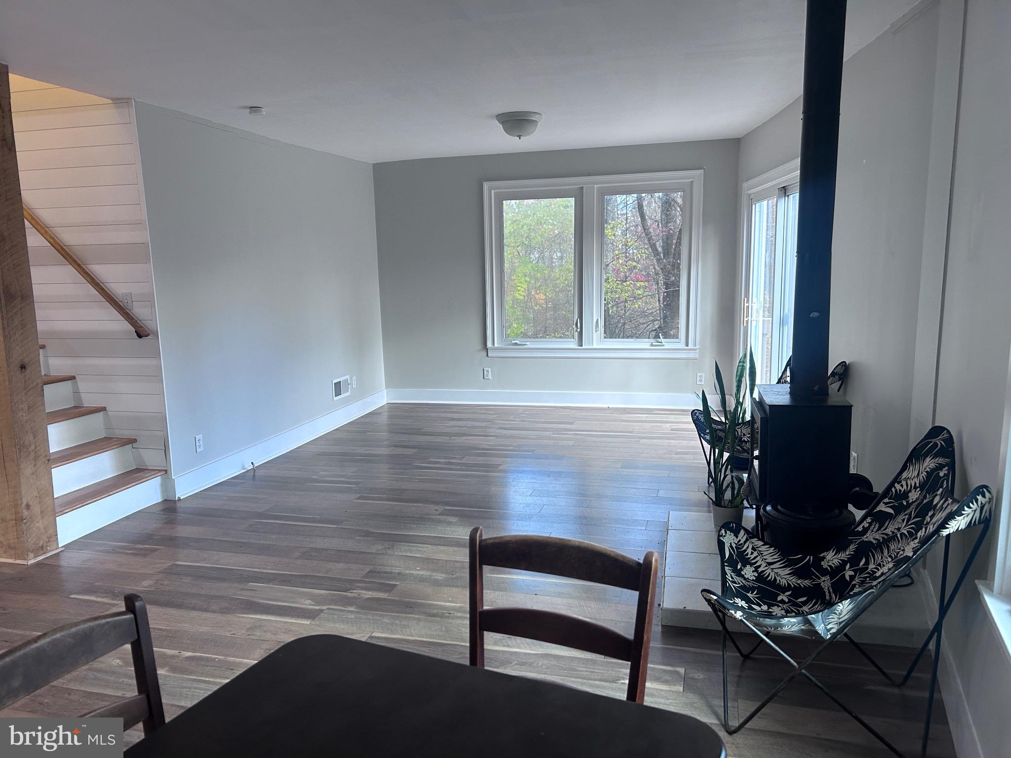 132 PINECREST LN