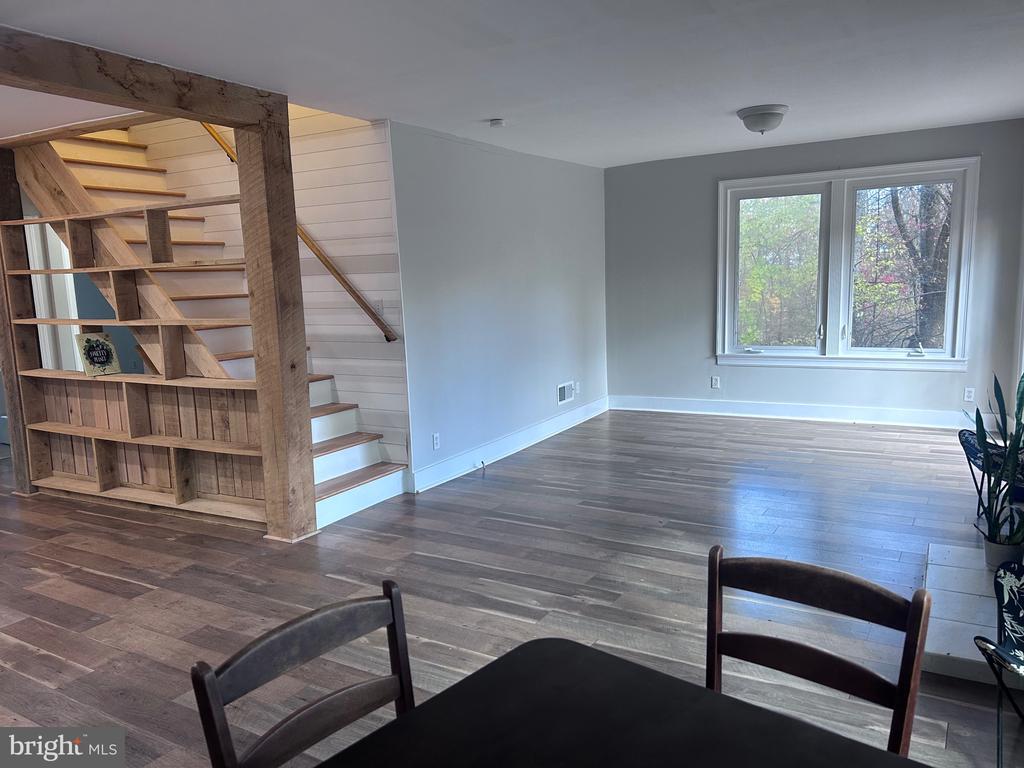 132 PINECREST LN