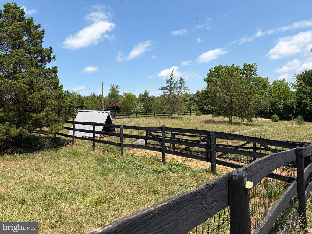 936 GUN BARREL RD