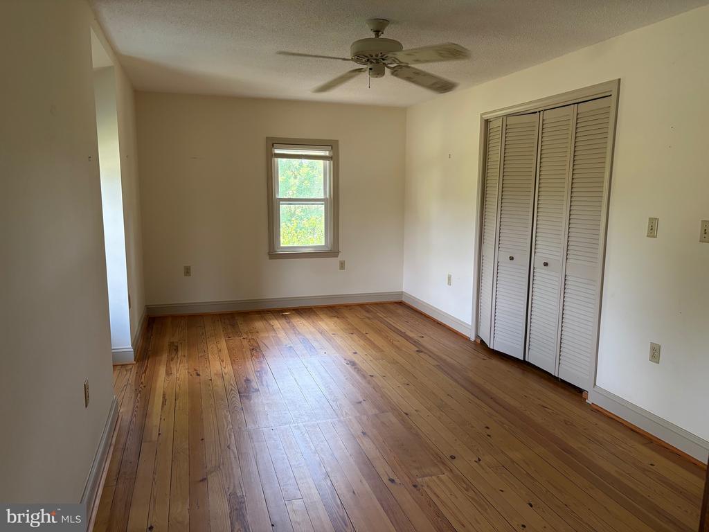 936 GUN BARREL RD