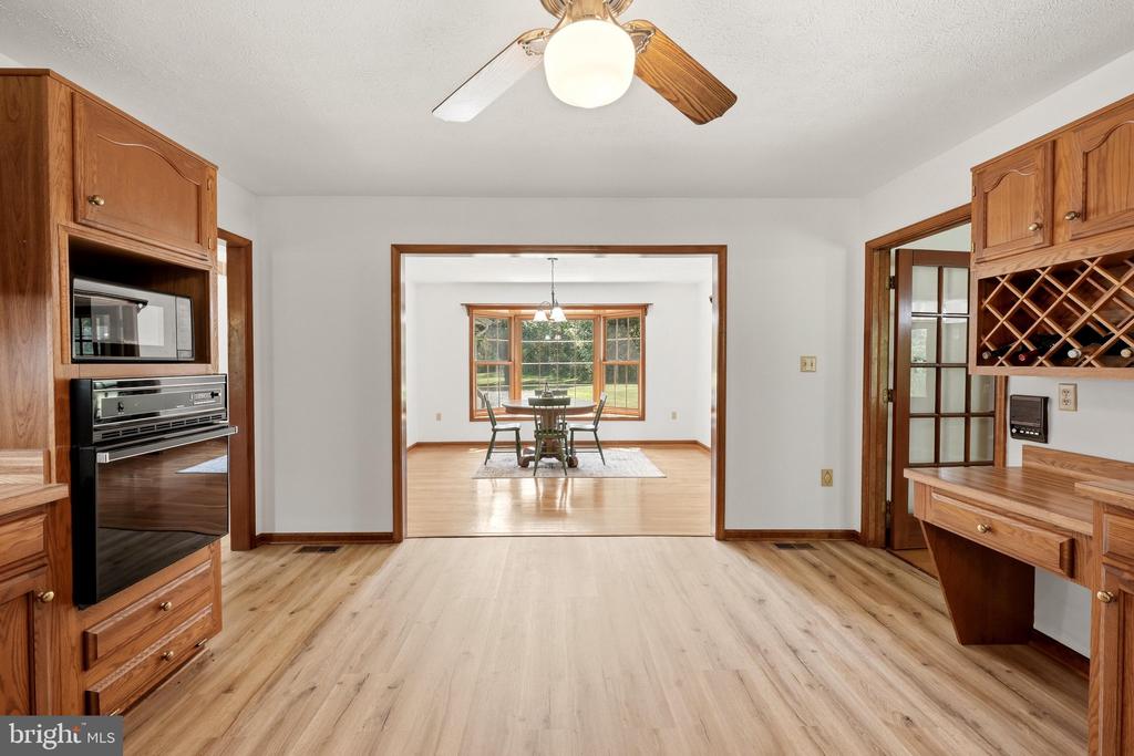 10393 HARRY BYRD HIGHWAY