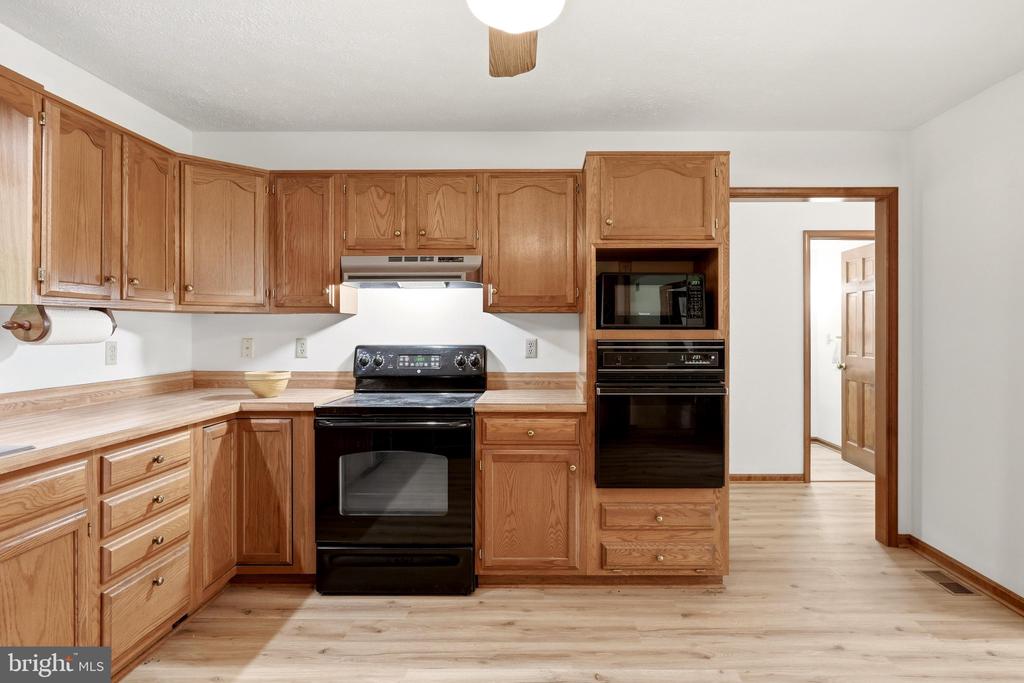 10393 HARRY BYRD HIGHWAY