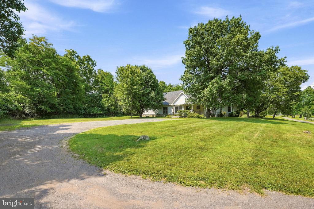 10393 HARRY BYRD HIGHWAY