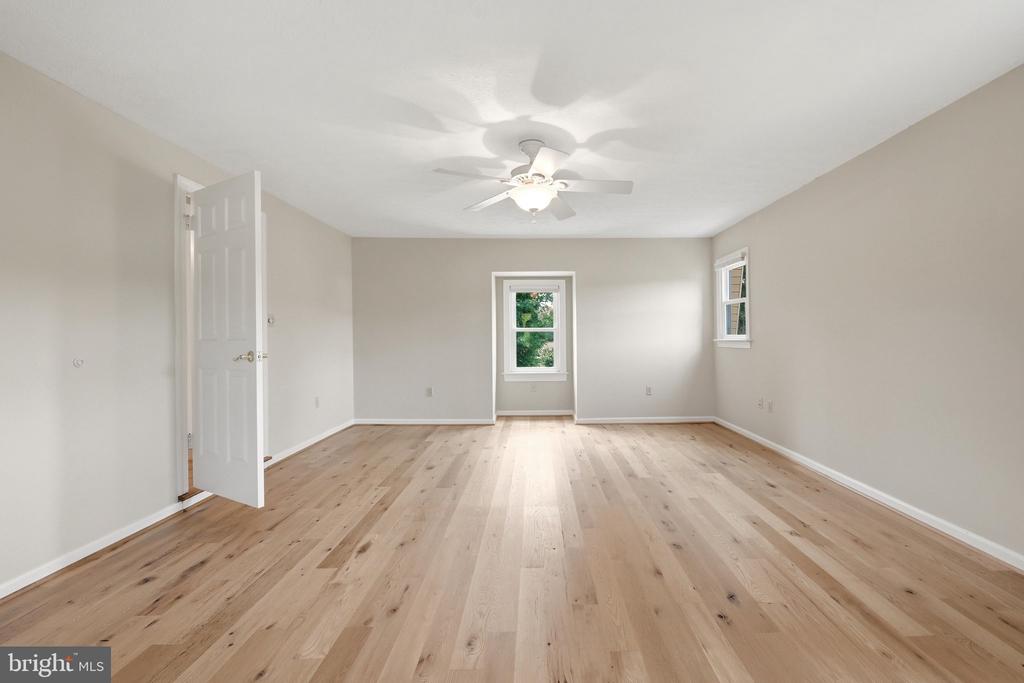 936 GUN BARREL RD