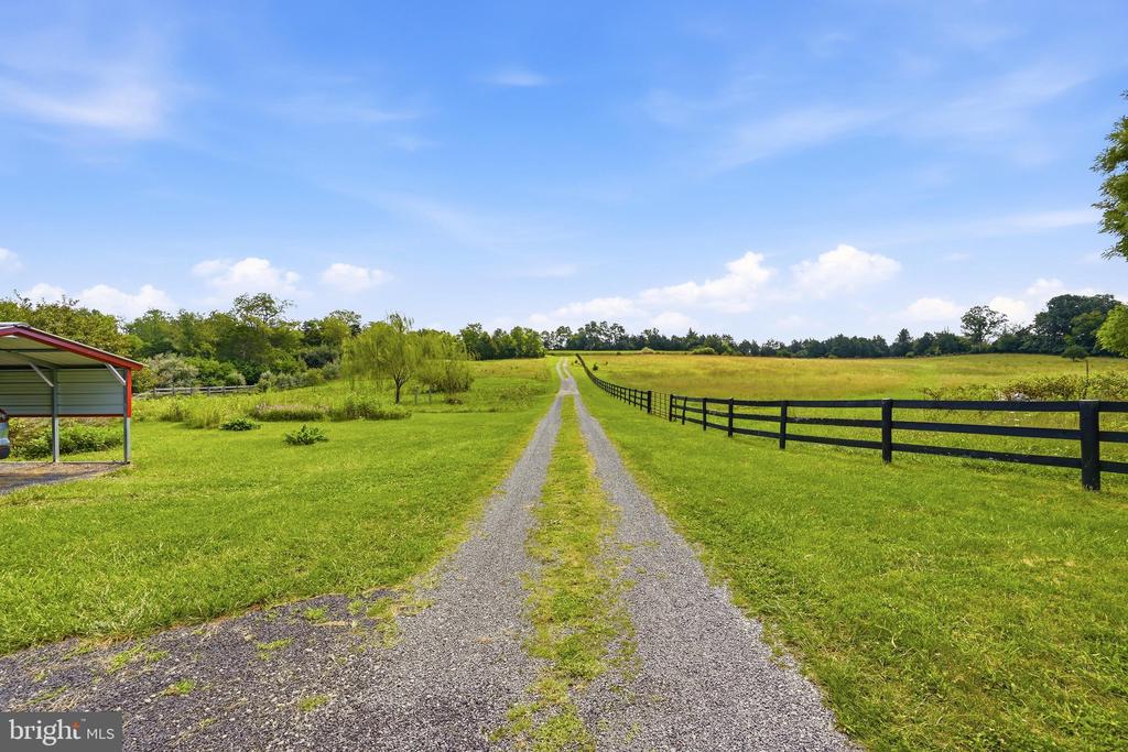 936 GUN BARREL RD