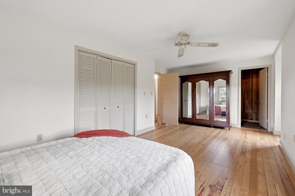 936 GUN BARREL RD