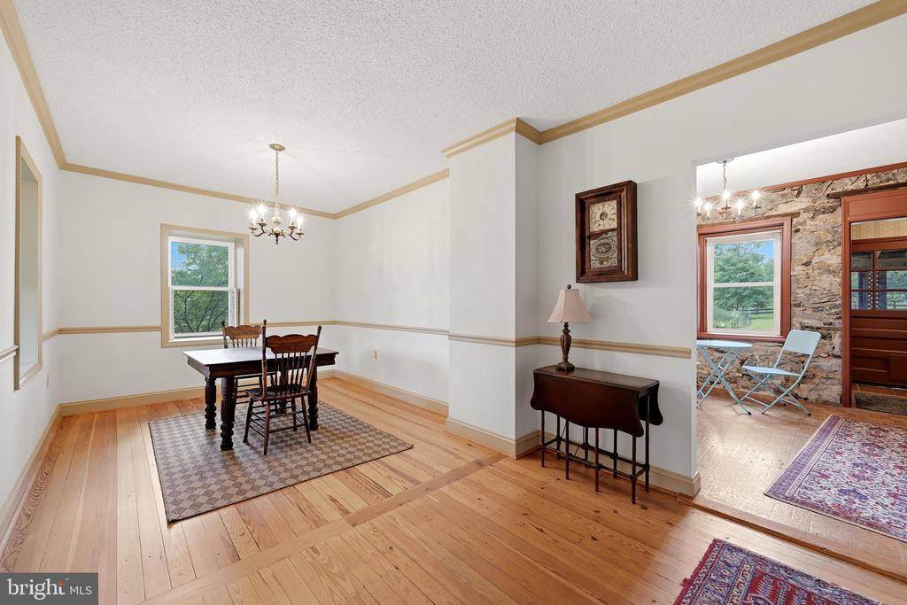 936 GUN BARREL RD