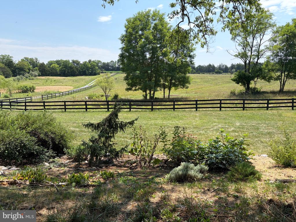 936 GUN BARREL RD