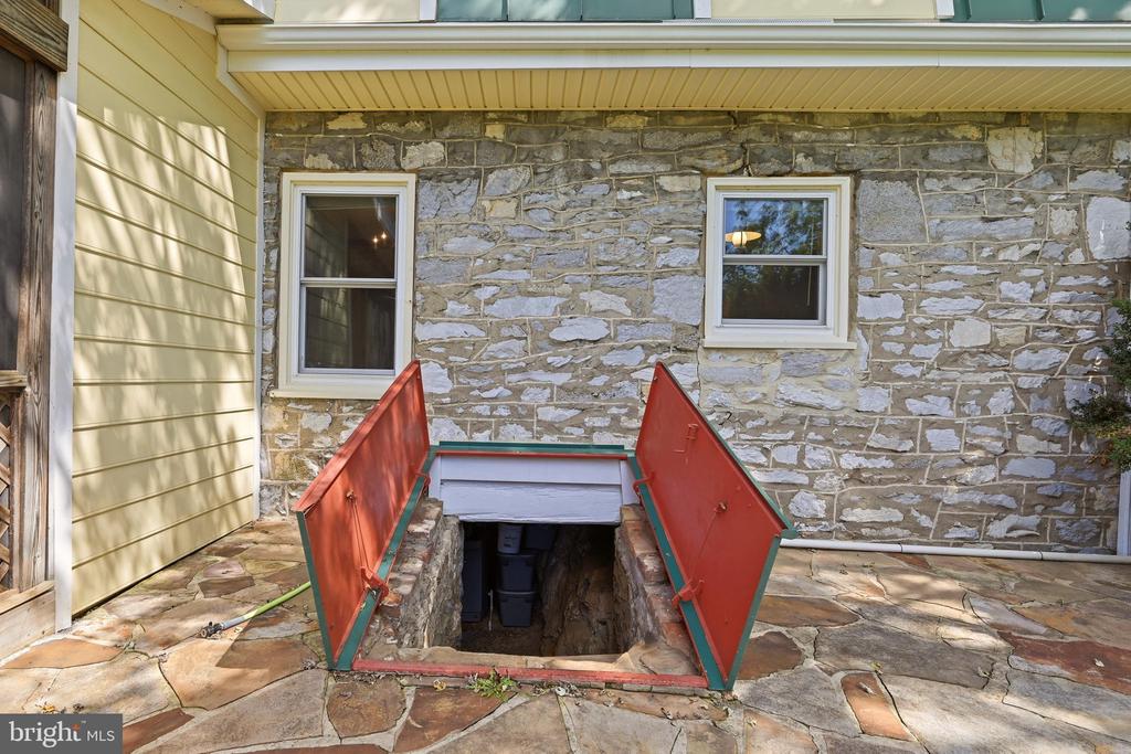 936 GUN BARREL RD