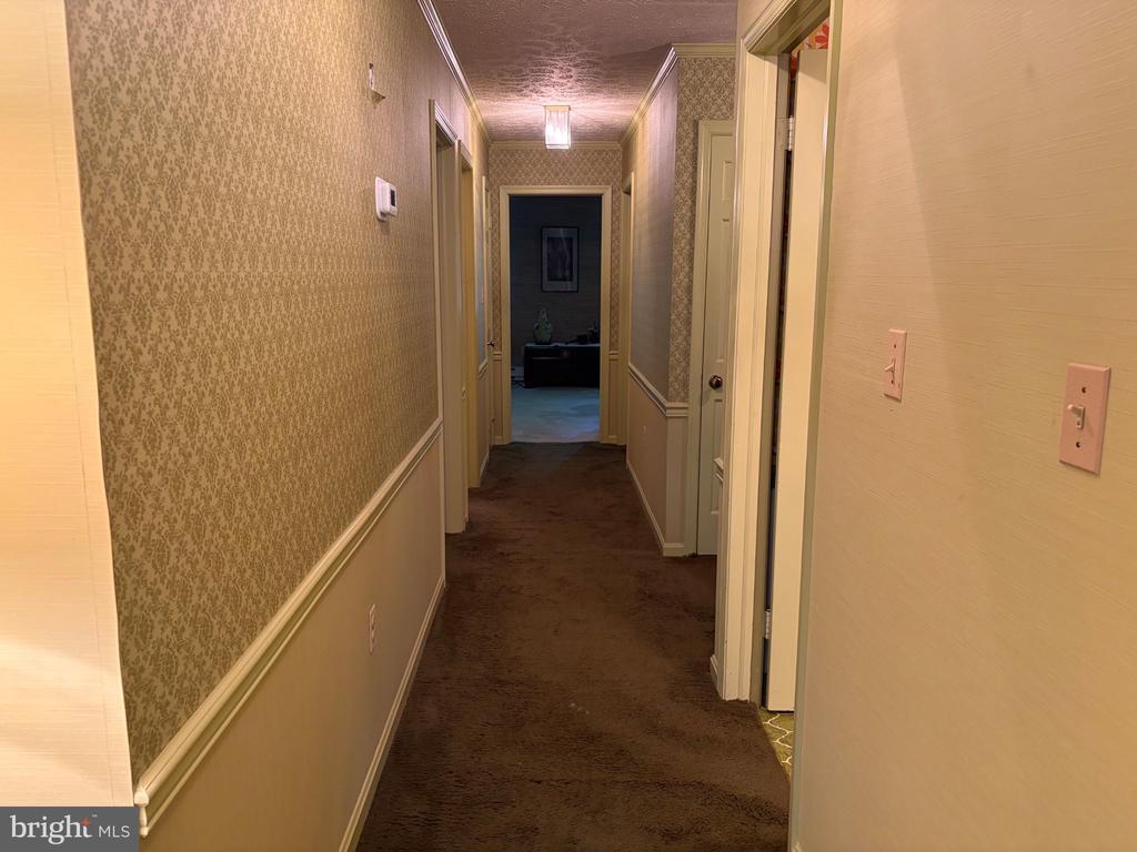 76 DAVIS LANE
