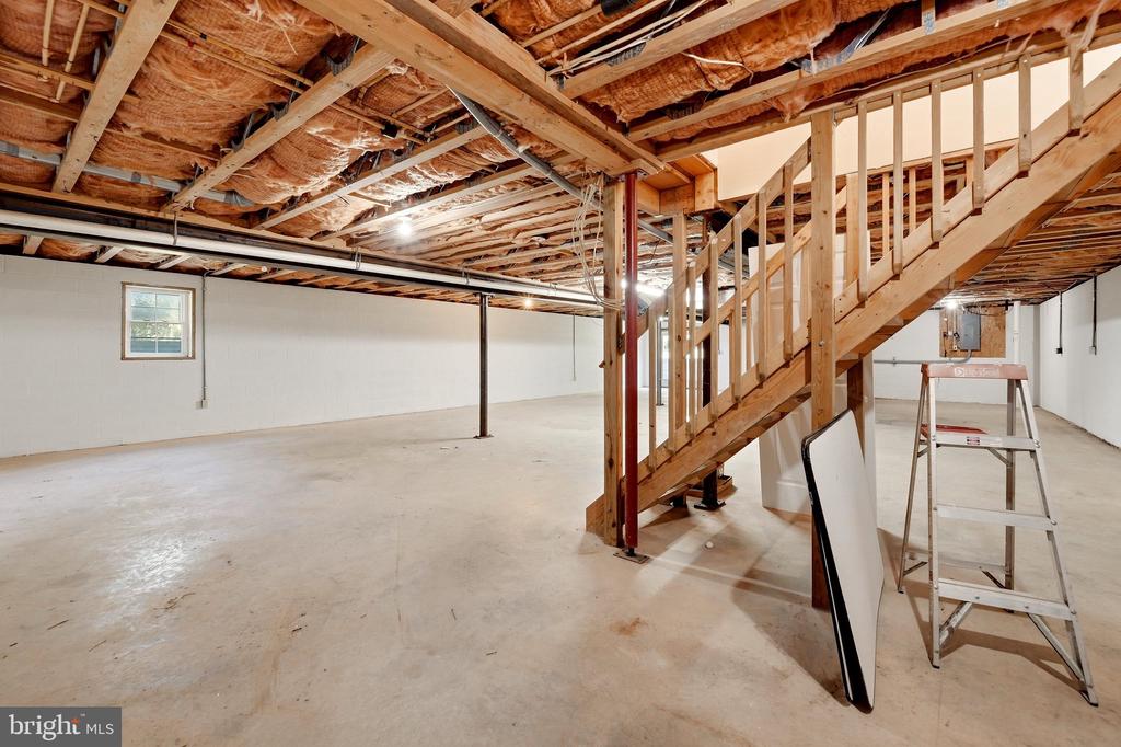 2983 OLD WINCHESTER ROAD