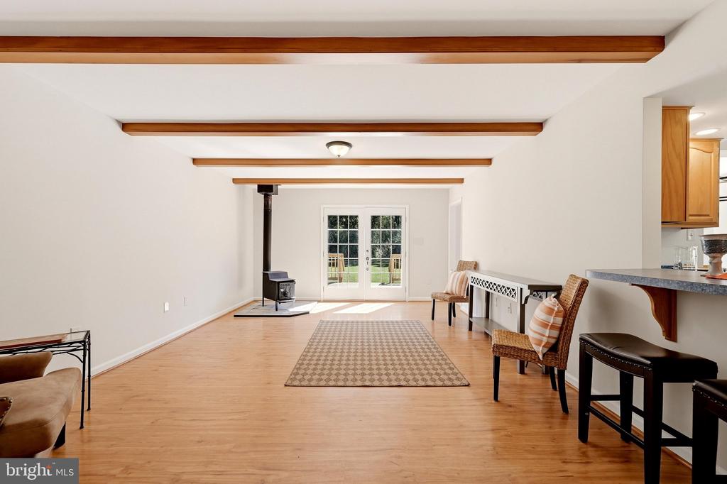 2983 OLD WINCHESTER ROAD