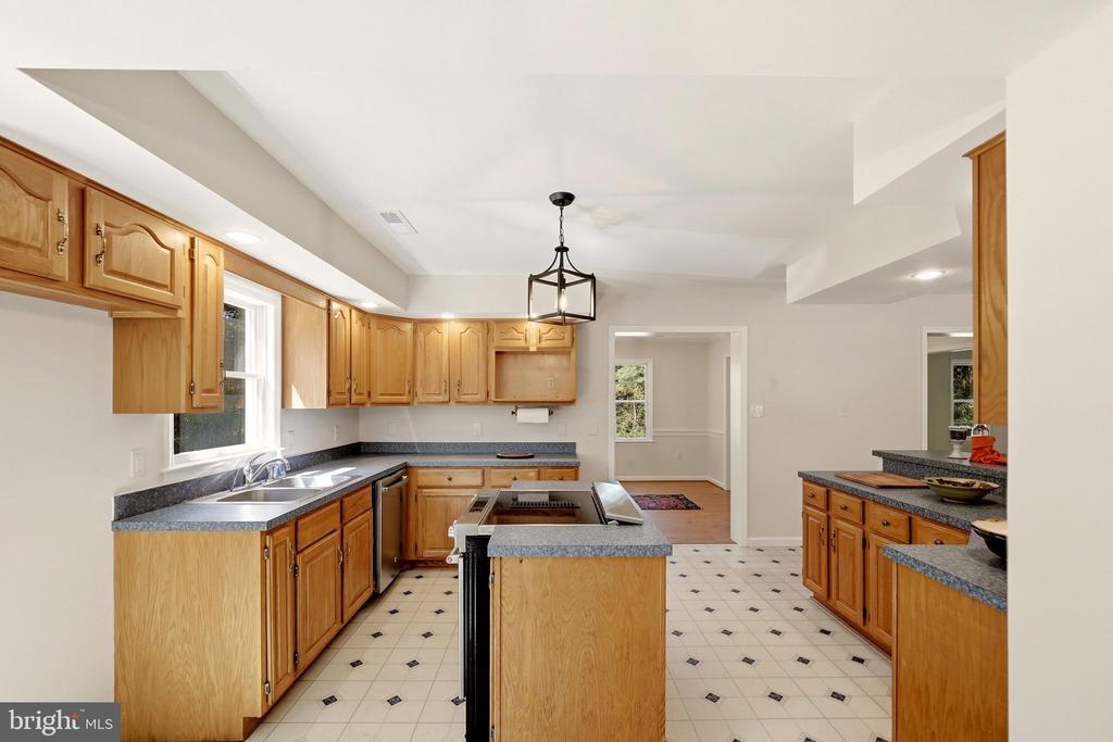2983 OLD WINCHESTER ROAD