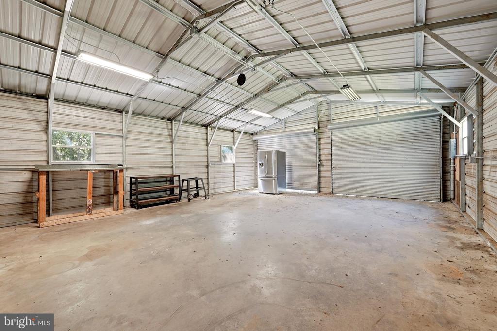2983 OLD WINCHESTER ROAD