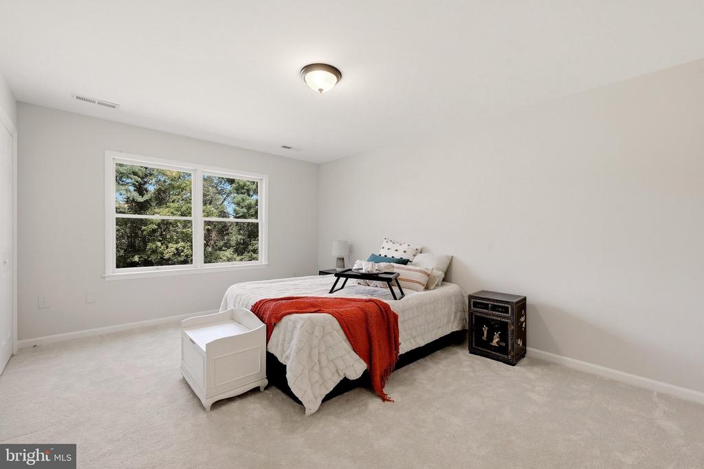 2983 OLD WINCHESTER ROAD