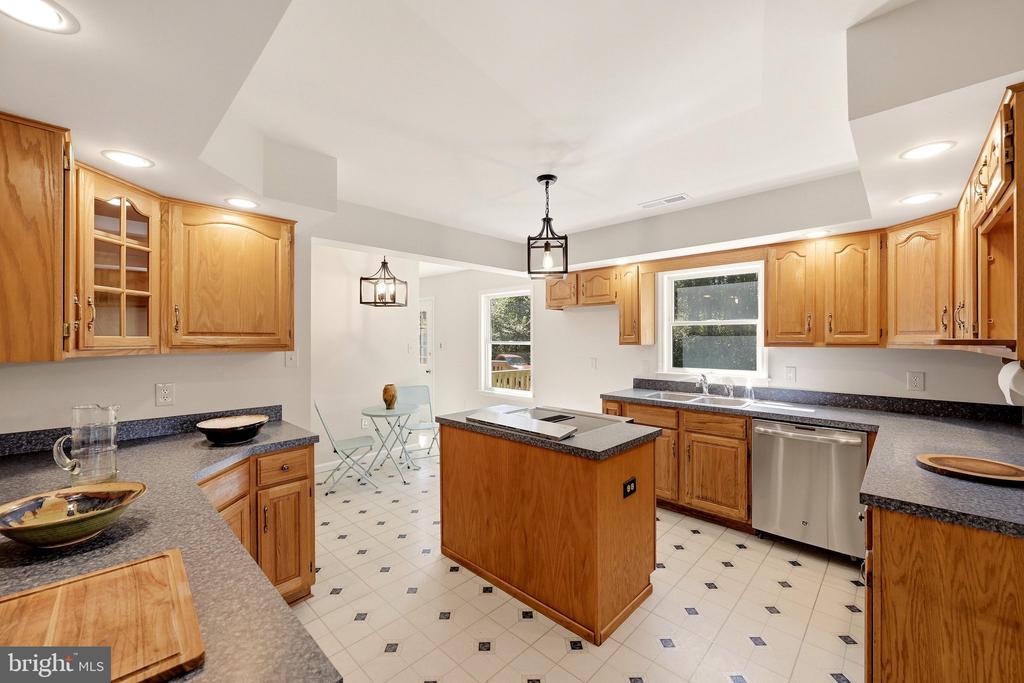 2983 OLD WINCHESTER ROAD