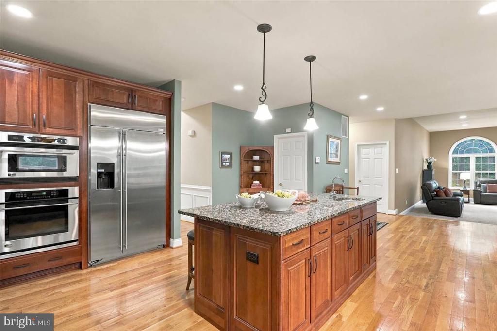 1029 COULSON LANE