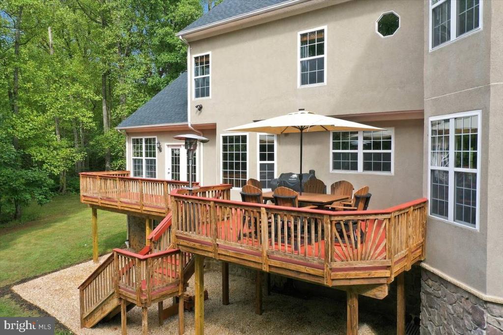 1029 COULSON LANE