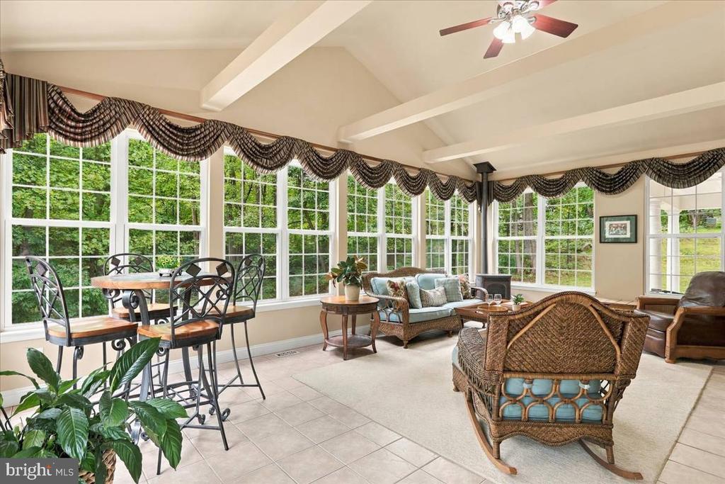 1029 COULSON LANE
