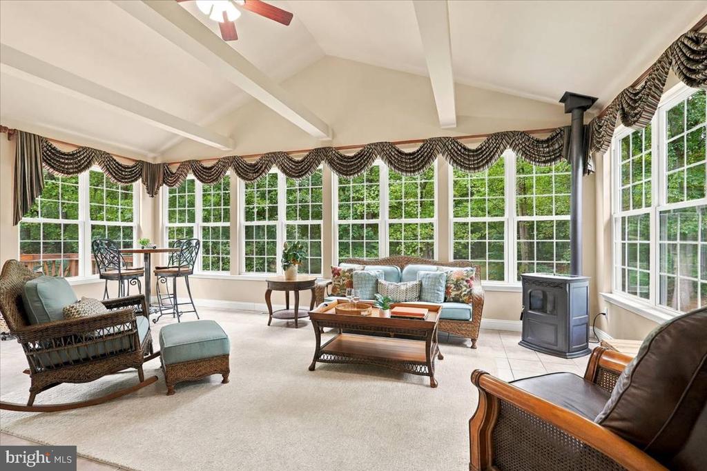 1029 COULSON LANE