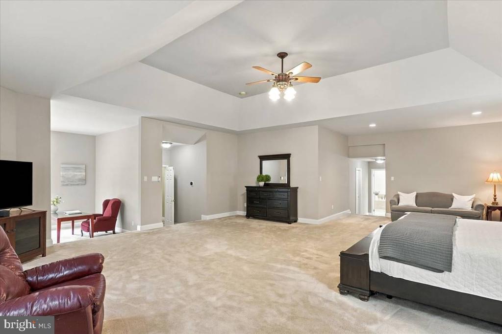 1029 COULSON LANE