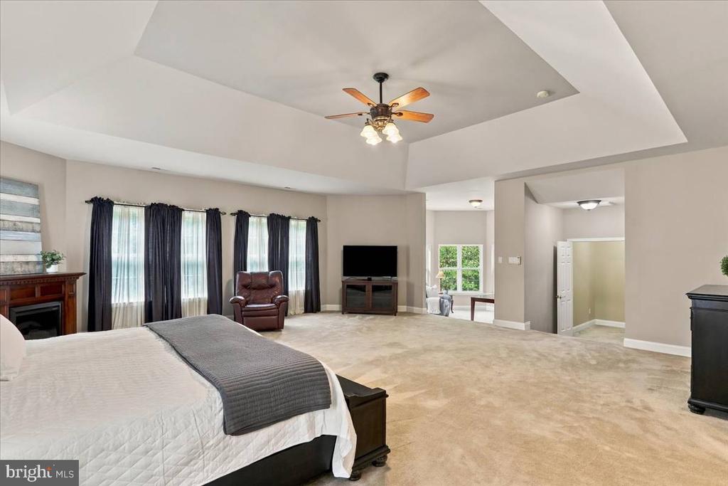 1029 COULSON LANE