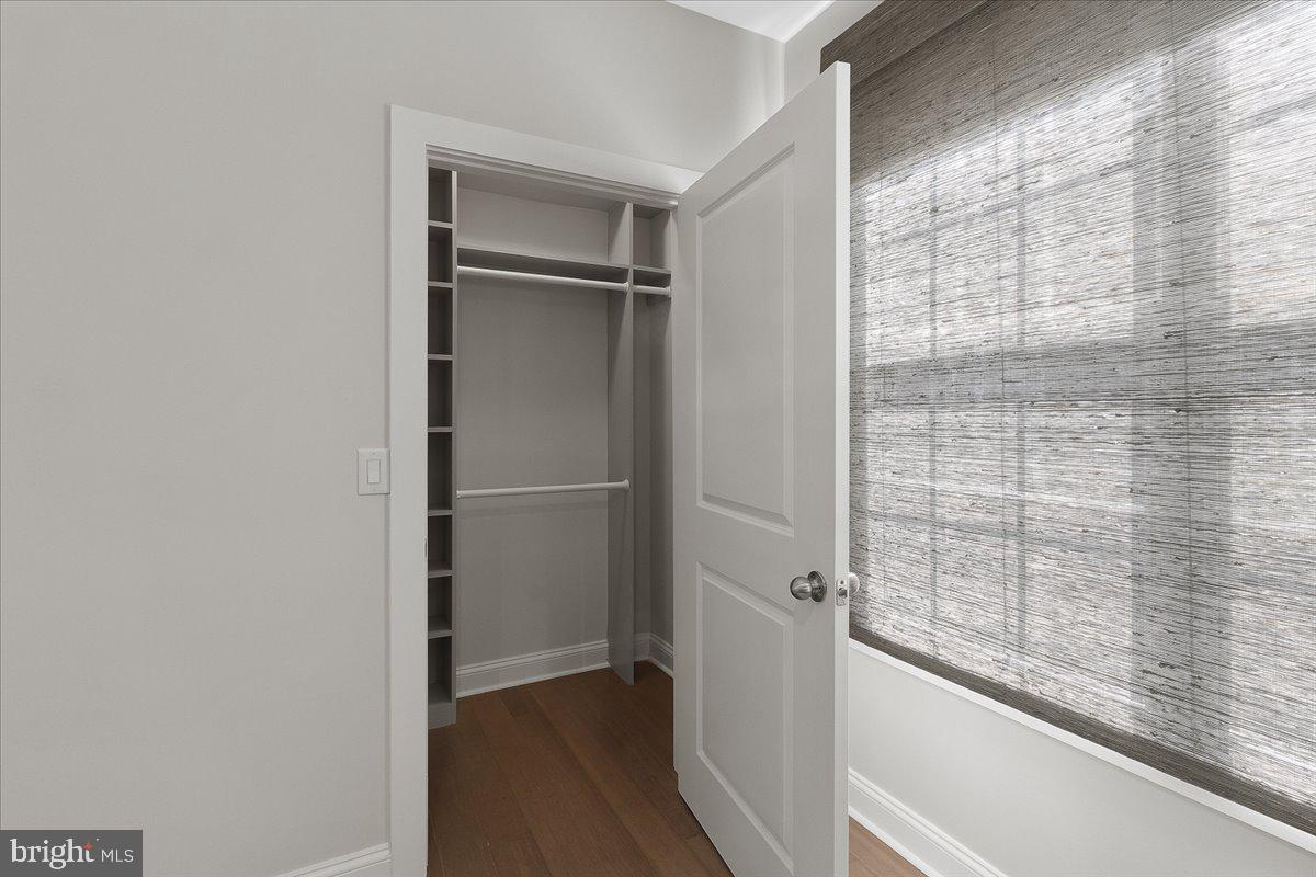 720 WALKER SQ SQ #2B