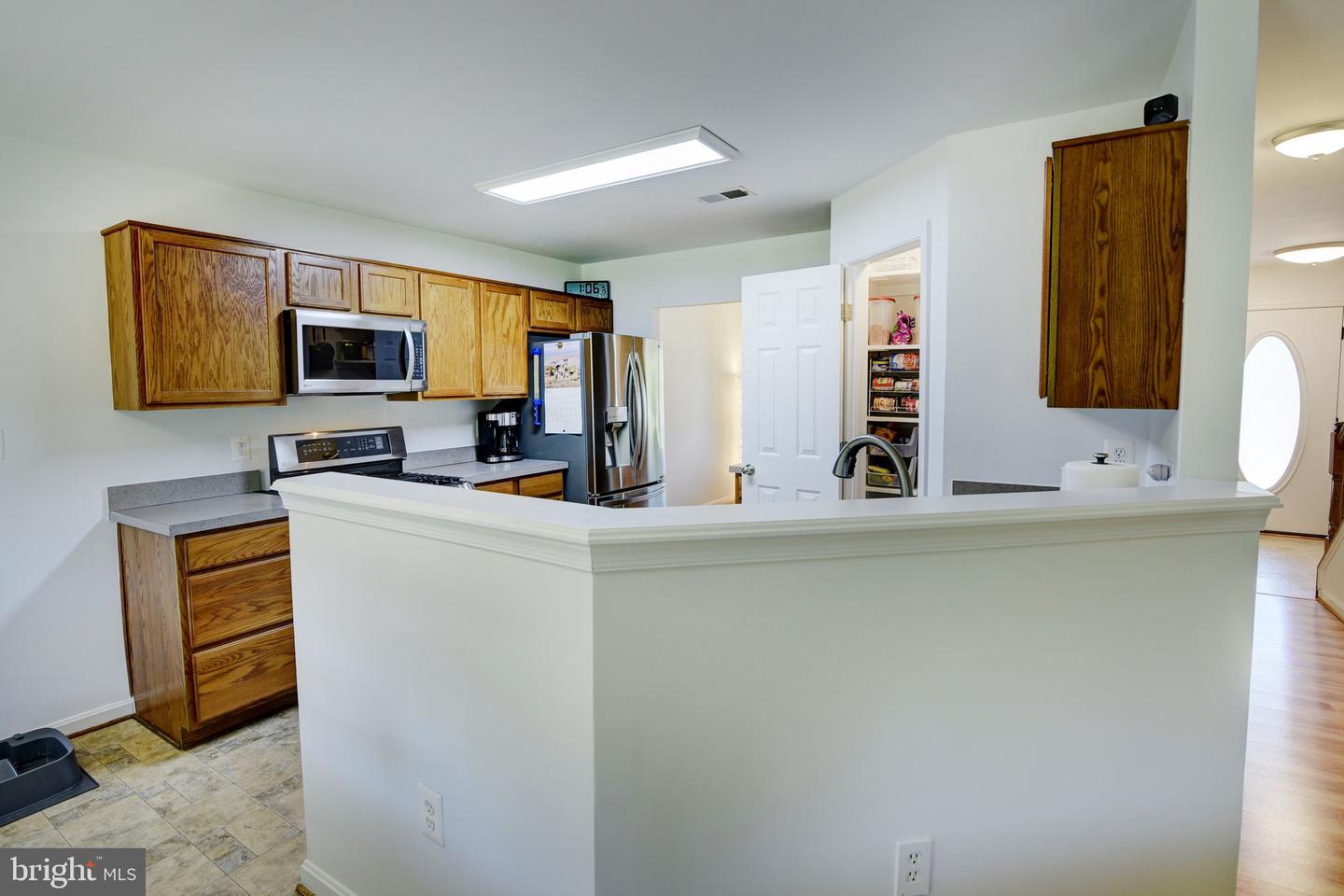 851 Woodcrest LOOP