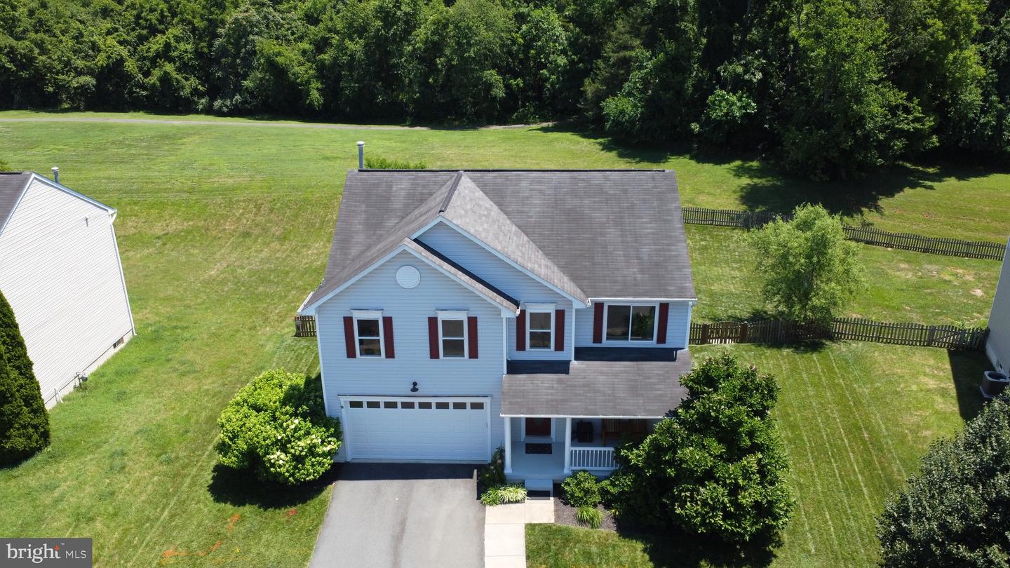 851 Woodcrest LOOP