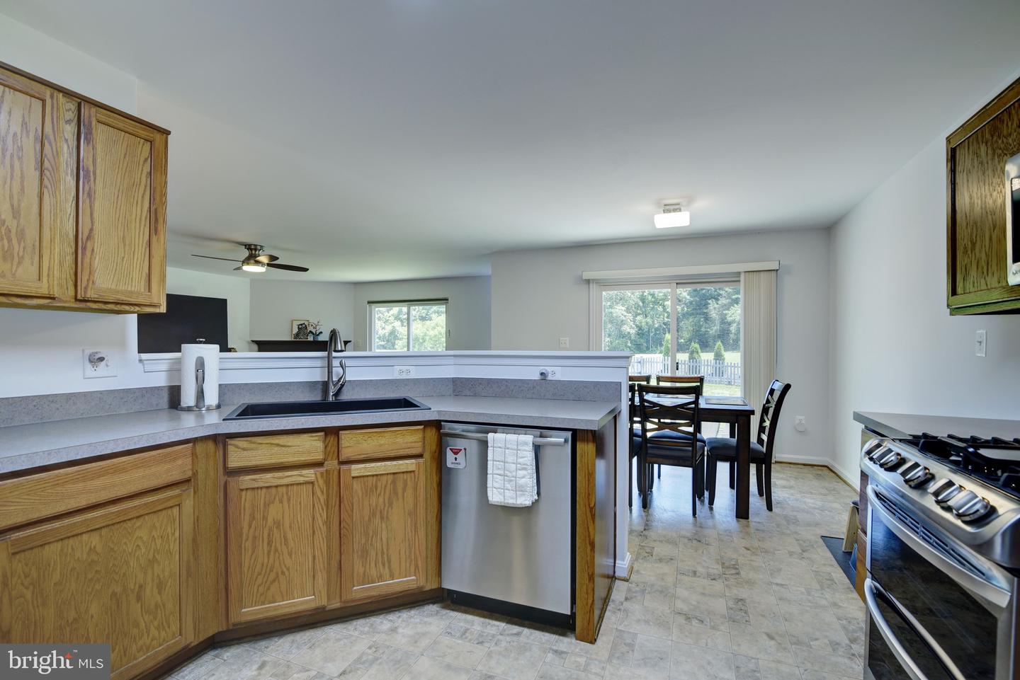 851 Woodcrest LOOP