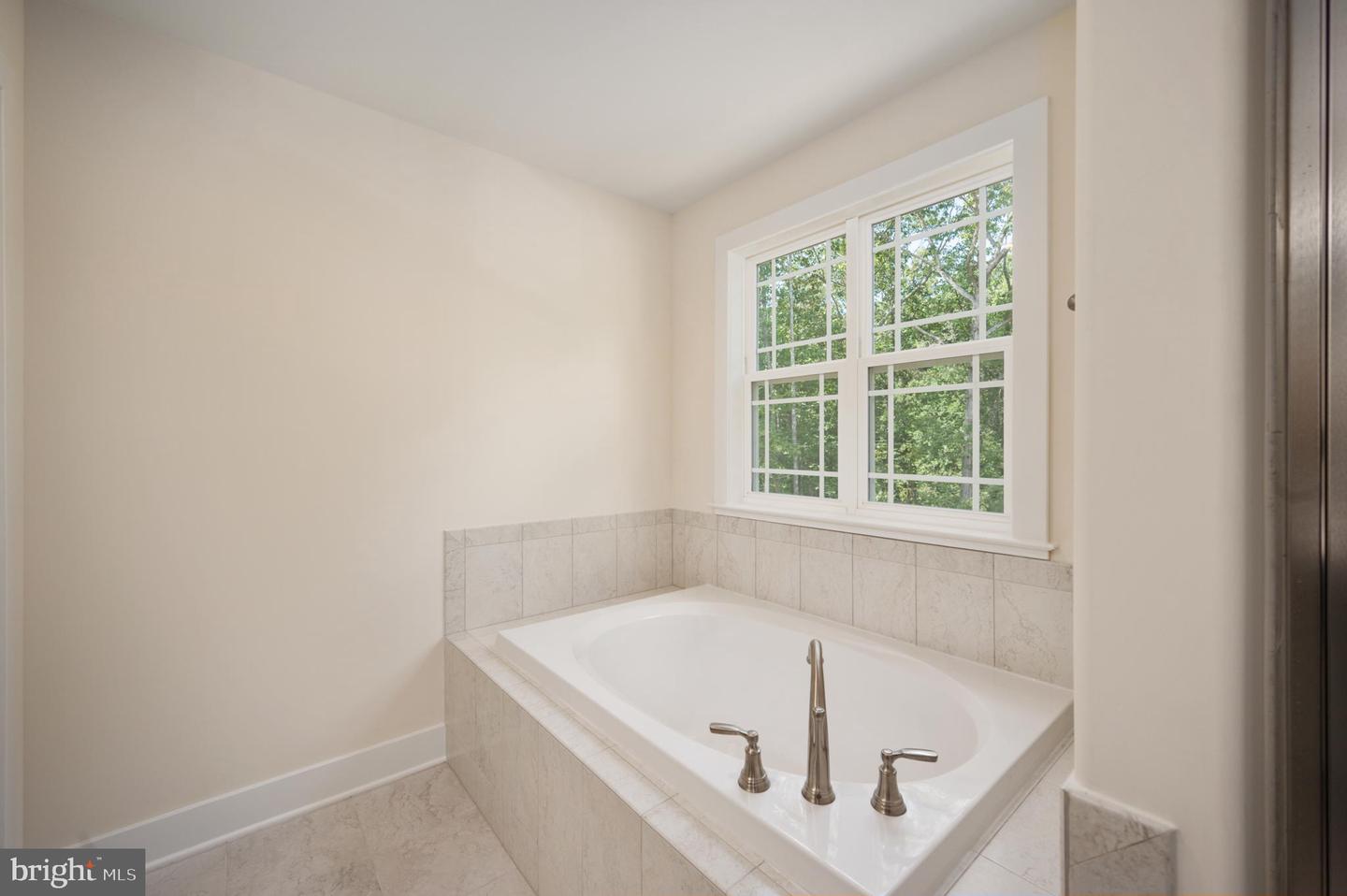 10614 Mountain Run LAKE
