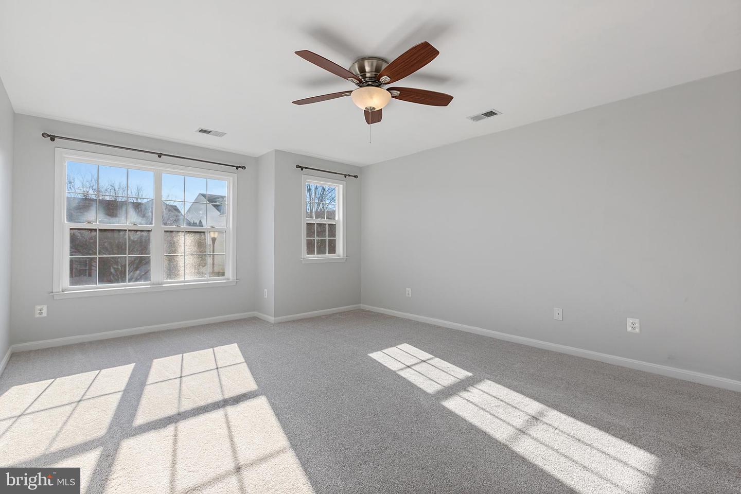 631 Holly Crest DRIVE
