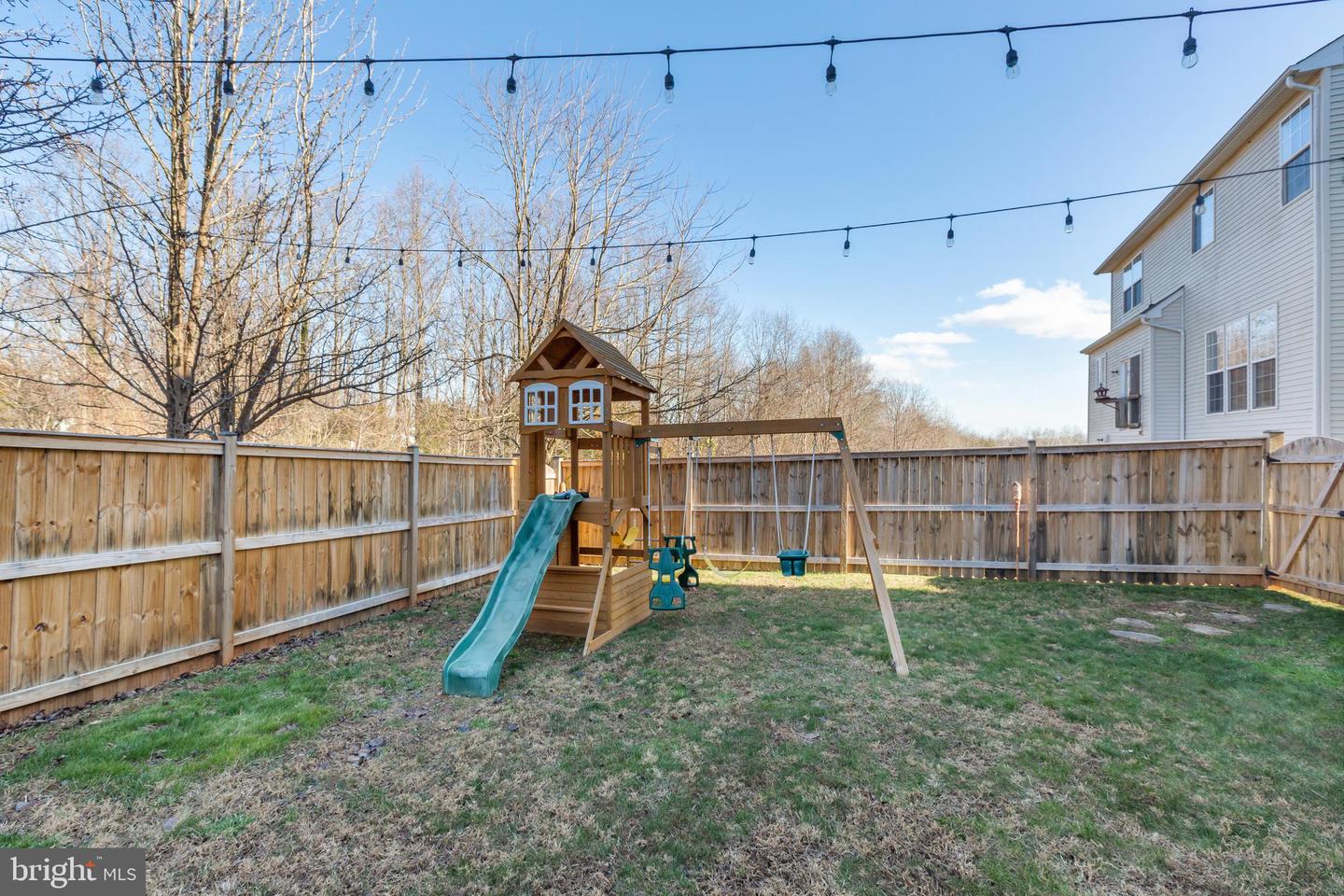 631 Holly Crest DRIVE