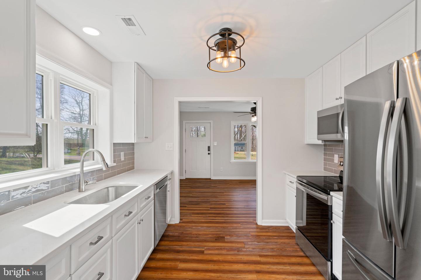 9229 Sperryville PIKE