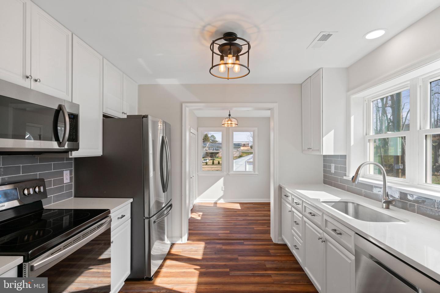 9229 Sperryville PIKE