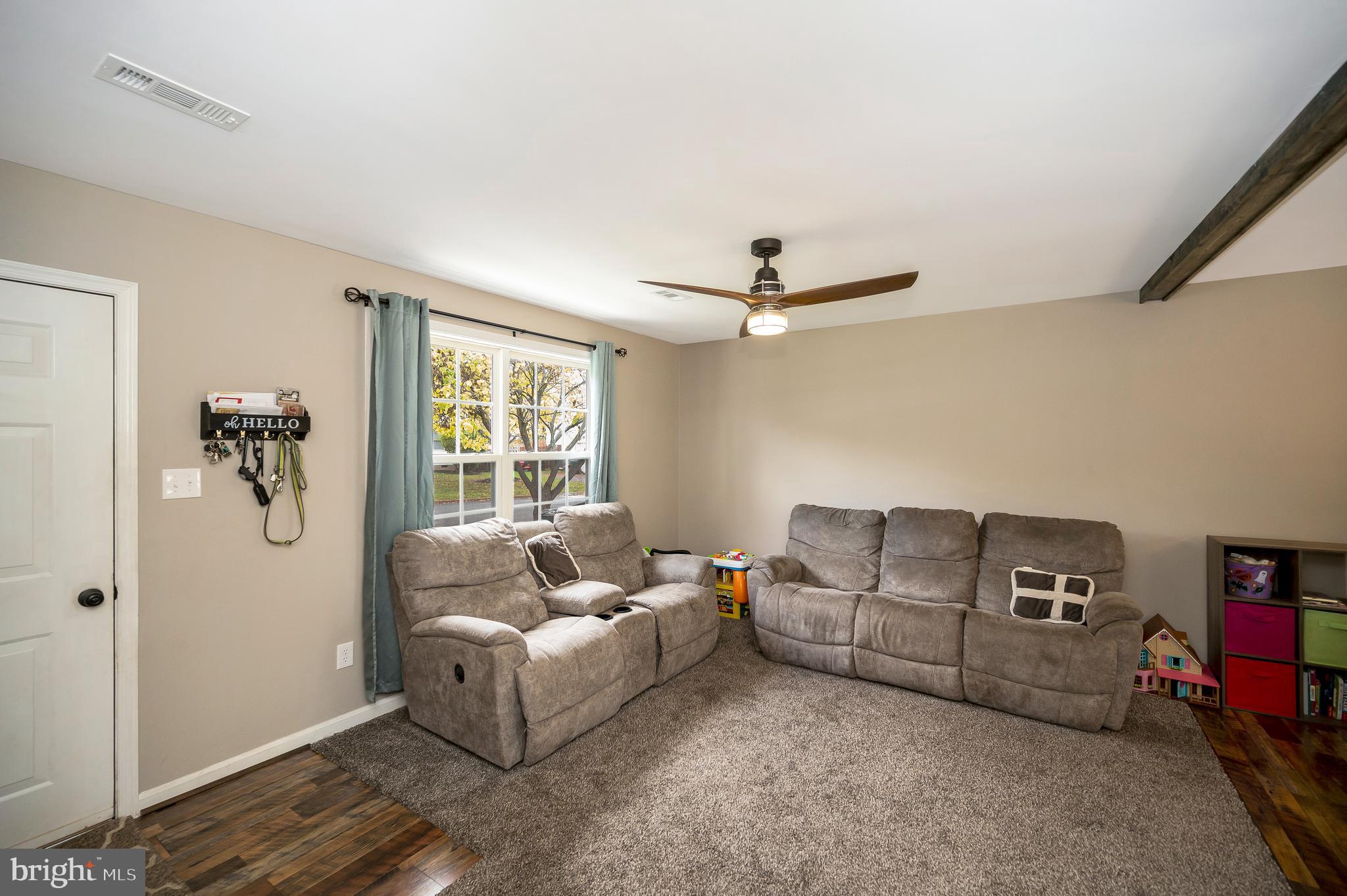 1617 Harrier Ln