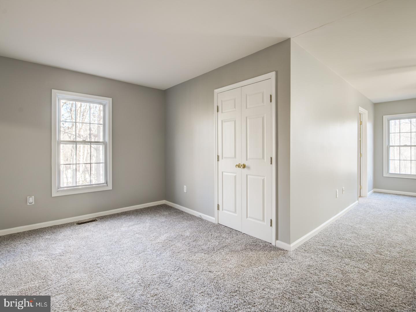 2033 LEEHIGH DRIVE