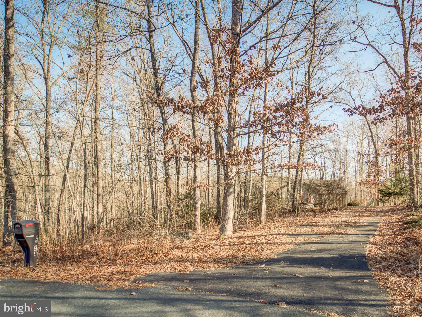2033 LEEHIGH DRIVE