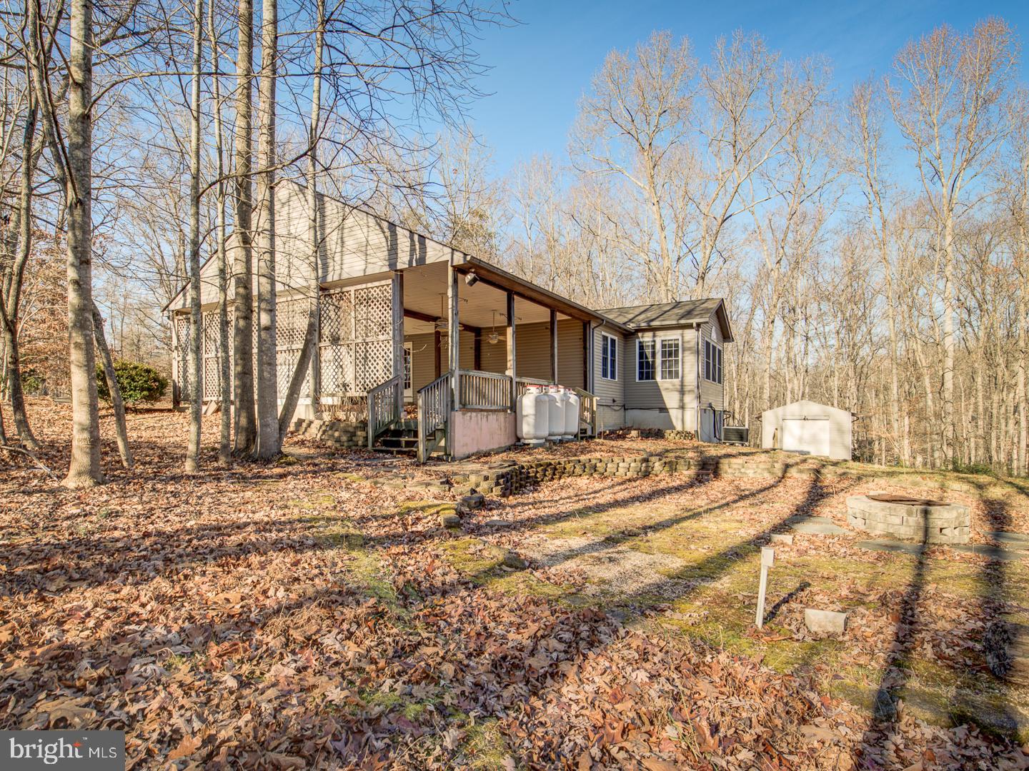 2033 LEEHIGH DRIVE