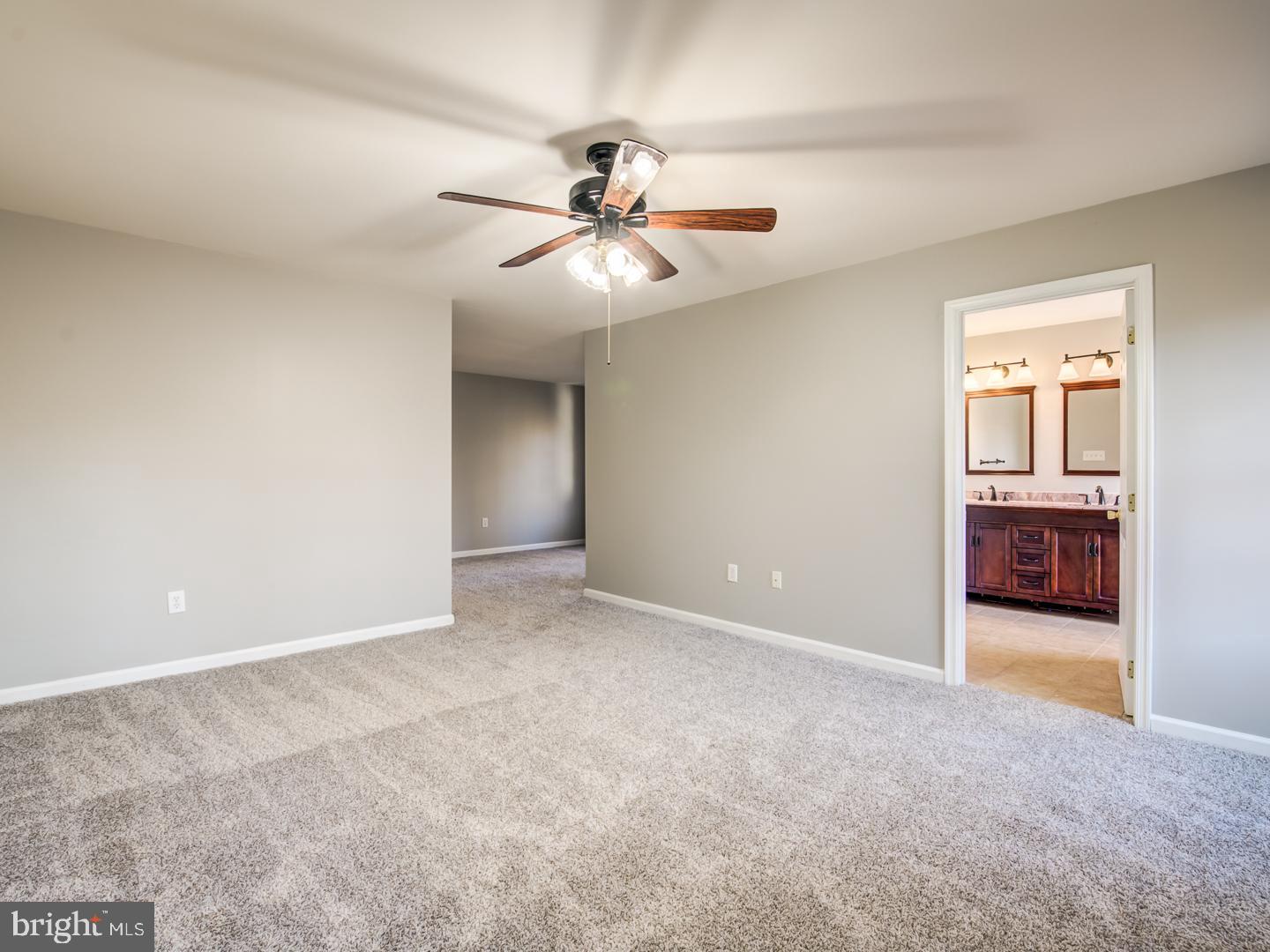 2033 LEEHIGH DRIVE