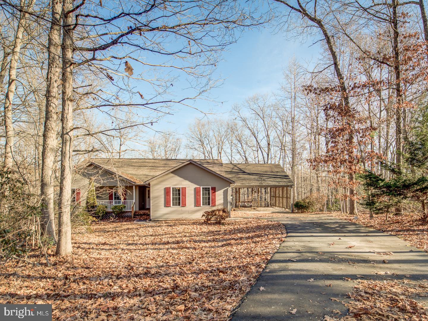 2033 LEEHIGH DRIVE