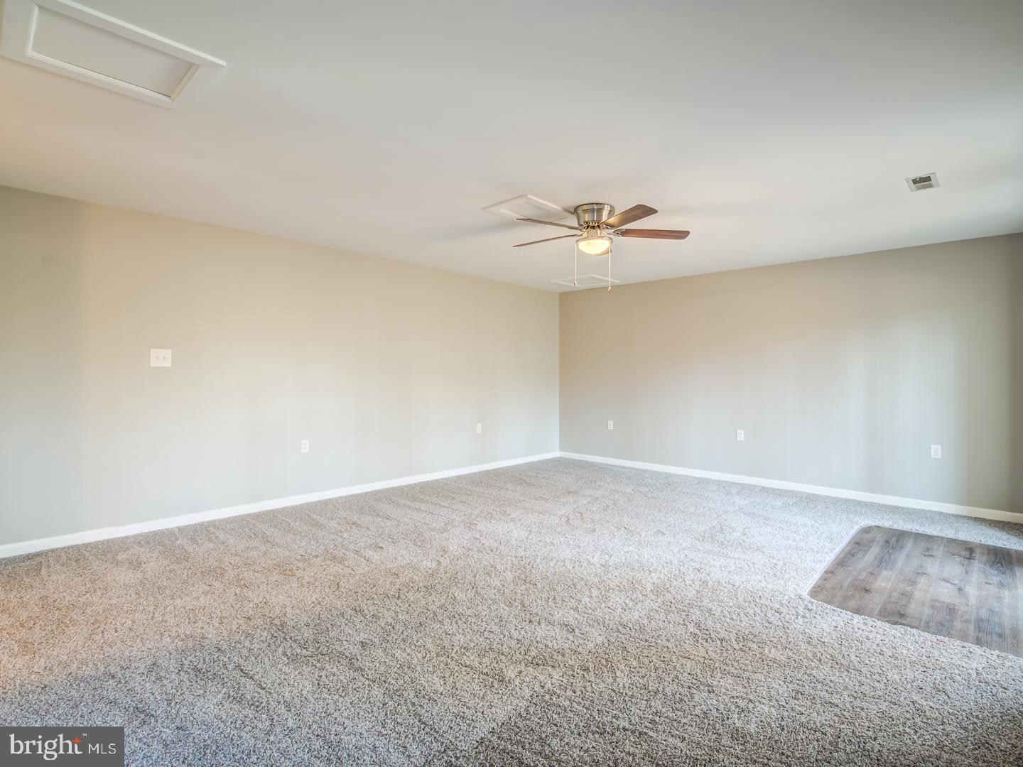 2033 LEEHIGH DRIVE
