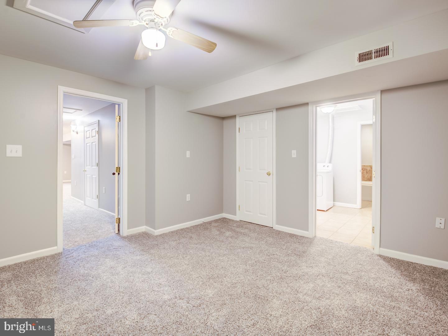 2033 LEEHIGH DRIVE